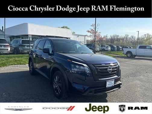 2023 Nissan Pathfinder SV 4WD