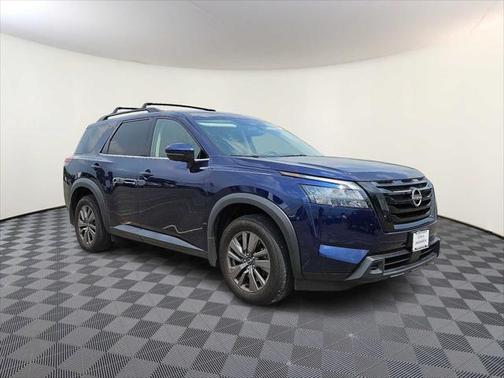 2023 Nissan Pathfinder SV 4WD