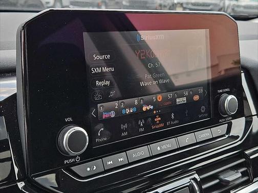2023 Nissan Pathfinder SV 4WD