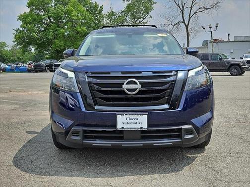 2023 Nissan Pathfinder SV 4WD
