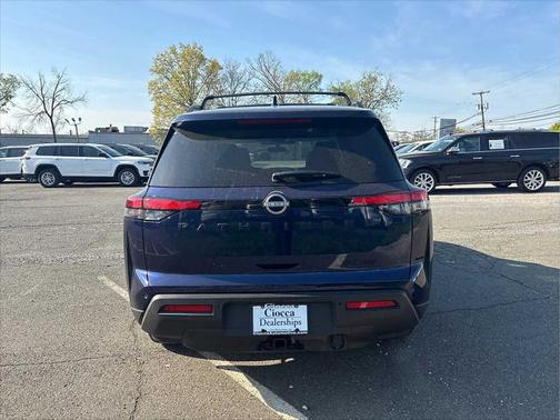 2023 Nissan Pathfinder SV 4WD