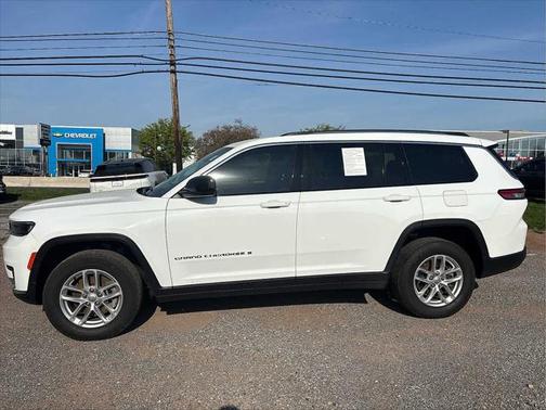2022 Jeep Grand Cherokee L Laredo