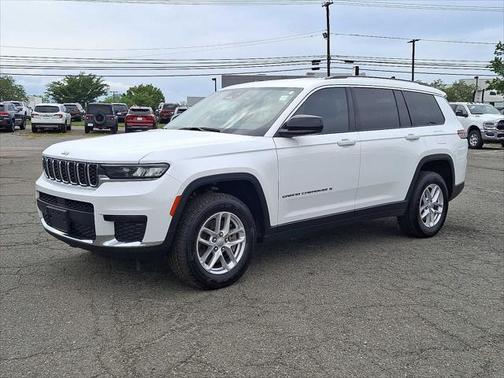 2022 Jeep Grand Cherokee L Laredo
