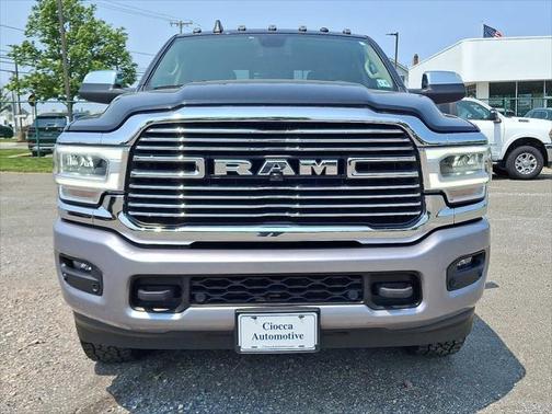 2022 RAM 2500 Laramie Crew Cab 4x4 6'4' Box