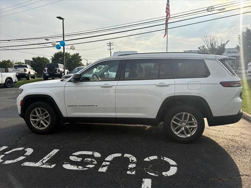 2023 Jeep Grand Cherokee L Laredo