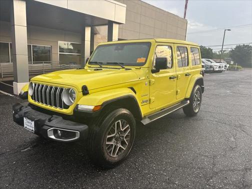 2024 Jeep Wrangler 4-Door Sahara 4x4