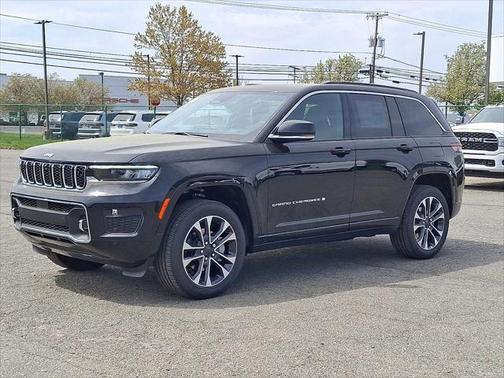 2025 Jeep Grand Cherokee Overland