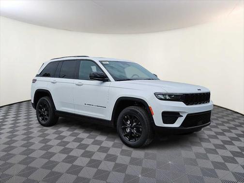2025 Jeep Grand Cherokee Altitude