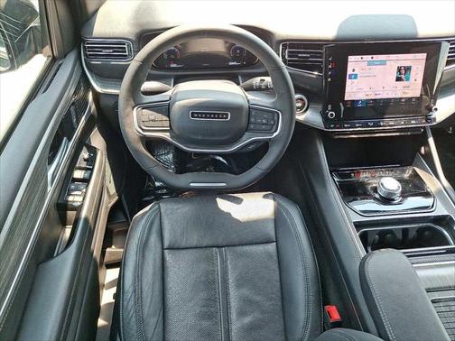 2024 Jeep Wagoneer Series II 4x2
