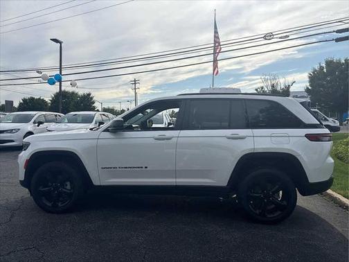2023 Jeep Grand Cherokee Limited X