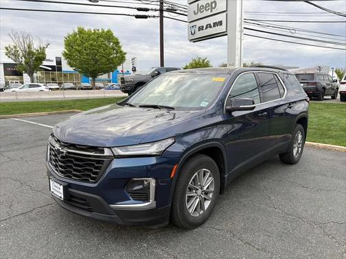2022 Chevrolet Traverse LT Cloth