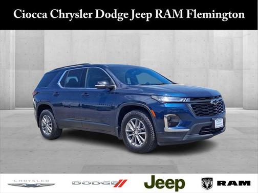2022 Chevrolet Traverse LT Cloth