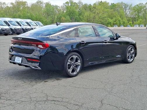 2022 Kia K5 EX