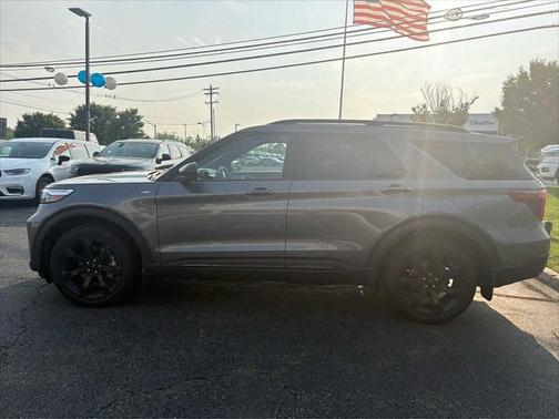 2023 Ford Explorer ST-Line