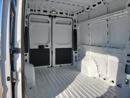 2025 RAM ProMaster 2500 Tradesman