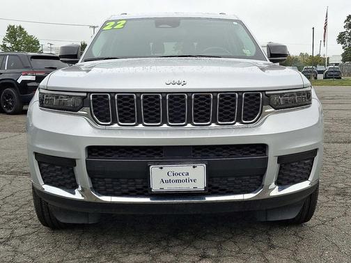 2022 Jeep Grand Cherokee L Laredo