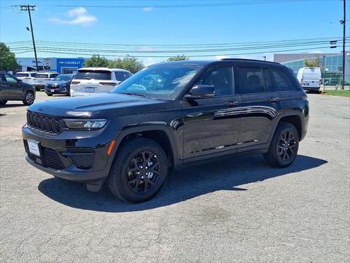 2025 Jeep Grand Cherokee Altitude