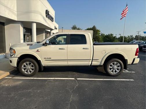 2022 RAM 2500 Limited Crew Cab 4x4 6'4' Box