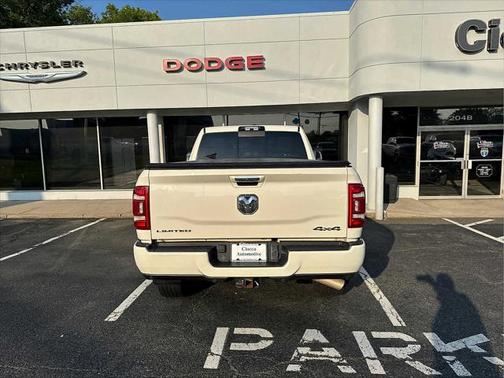 2022 RAM 2500 Limited Crew Cab 4x4 6'4' Box