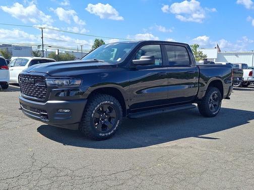 2026 RAM 1500 Warlock Crew Cab 4x4 5'7' Box