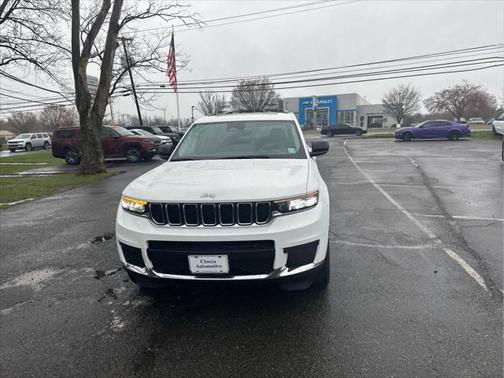 2024 Jeep Grand Cherokee L Laredo