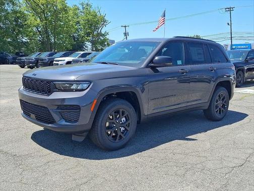 2025 Jeep Grand Cherokee Altitude