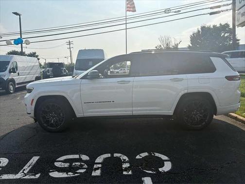 2023 Jeep Grand Cherokee L Summit Reserve