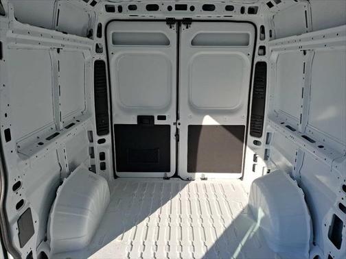2025 RAM ProMaster 2500 Tradesman