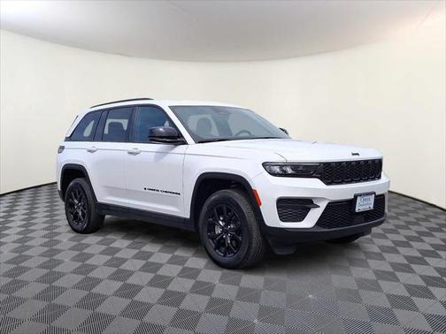 2025 Jeep Grand Cherokee Altitude
