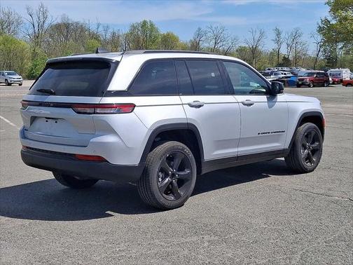 2025 Jeep Grand Cherokee Altitude