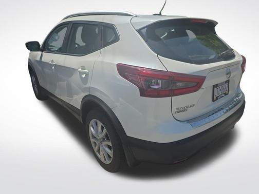 Pearl White Tricoat 2021 Nissan Rogue Sport SV