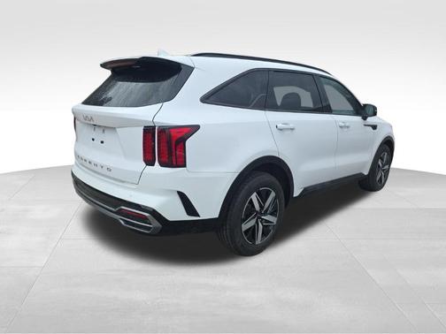 Glacial White Pearl 2022 Kia Sorento S