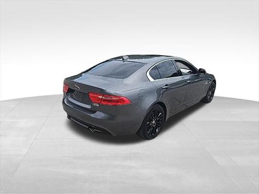 2019 Jaguar XE 25t Premium