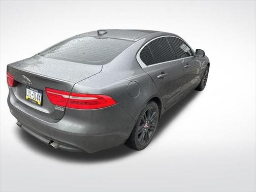 2019 Jaguar XE 25t Premium
