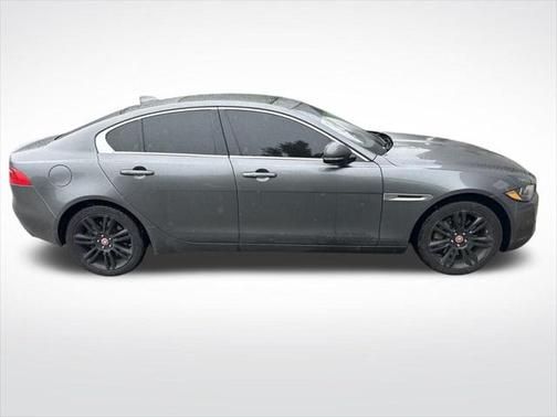 2019 Jaguar XE 25t Premium