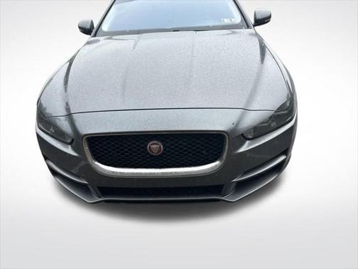 2019 Jaguar XE 25t Premium