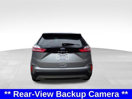 Iconic Silver Metallic 2023 Ford Edge SEL