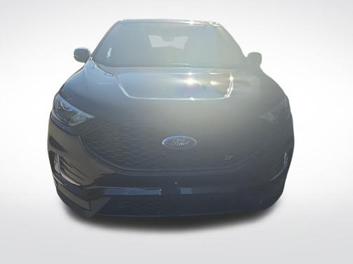 2023 Ford Edge ST