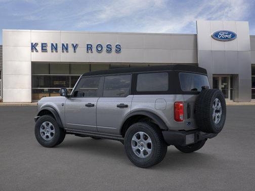 Carbonized Gray Metallic 2026 Ford Bronco Big Bend