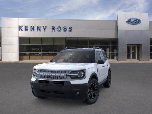 Oxford White 2026 Ford Bronco Sport Outer Banks