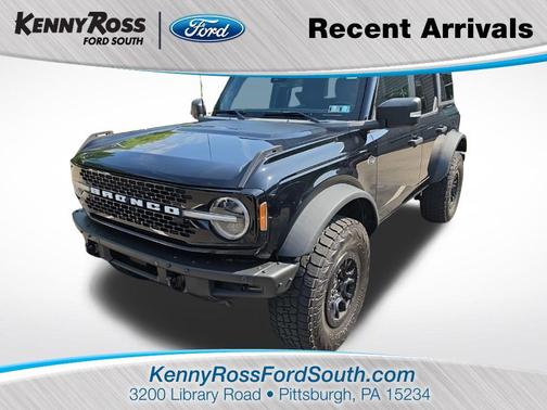 Black 2022 Ford Bronco Wildtrak