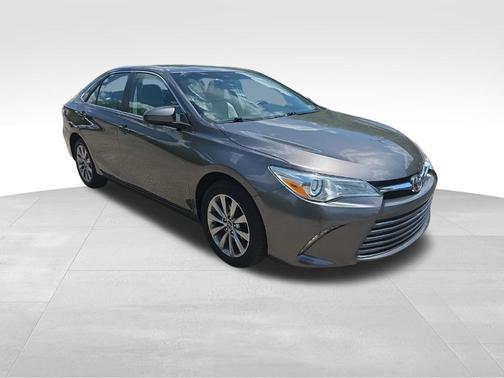 Gray 2017 Toyota Camry XLE