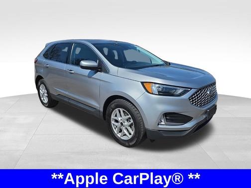 Iconic Silver Metallic 2023 Ford Edge SEL