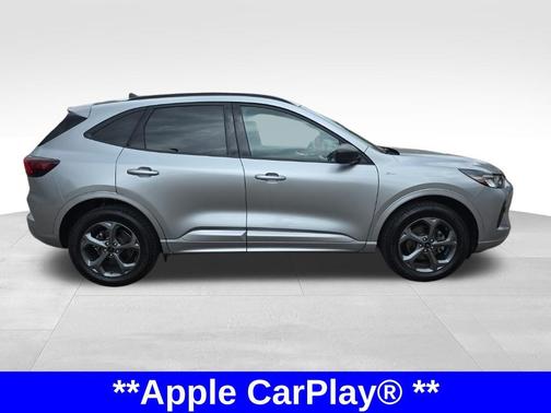 Iconic Silver Metallic 2024 Ford Escape ST-Line