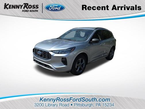 Iconic Silver Metallic 2024 Ford Escape ST-Line