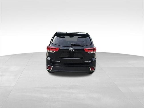 2018 Toyota Highlander Limited
