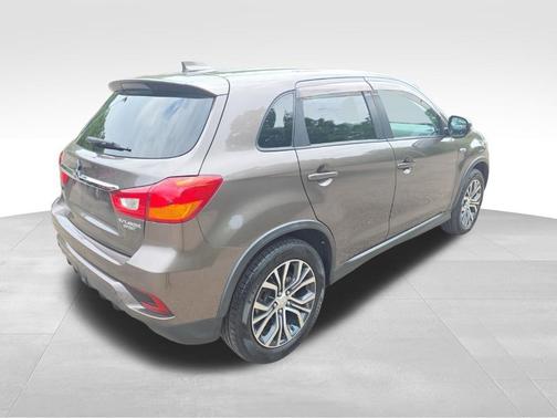 Quartz Brown Metallic 2018 Mitsubishi Outlander Sport 2.0 ES