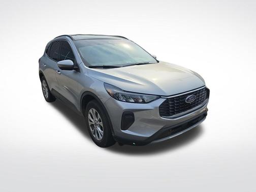 Iconic Silver Metallic 2023 Ford Escape Active