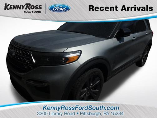 Iconic Silver Metallic 2023 Ford Explorer XLT