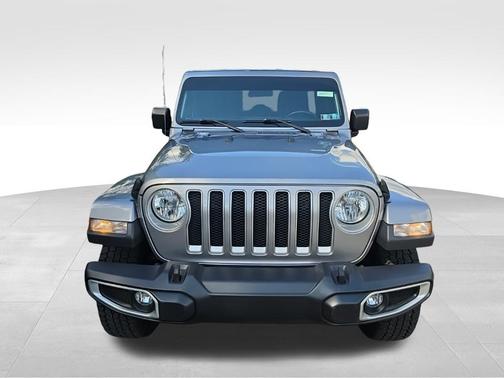Billet Silver Metallic Clearcoat 2018 Jeep Wrangler Unlimited Sahara